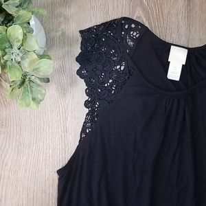 COPY - H&M lace navy tank top